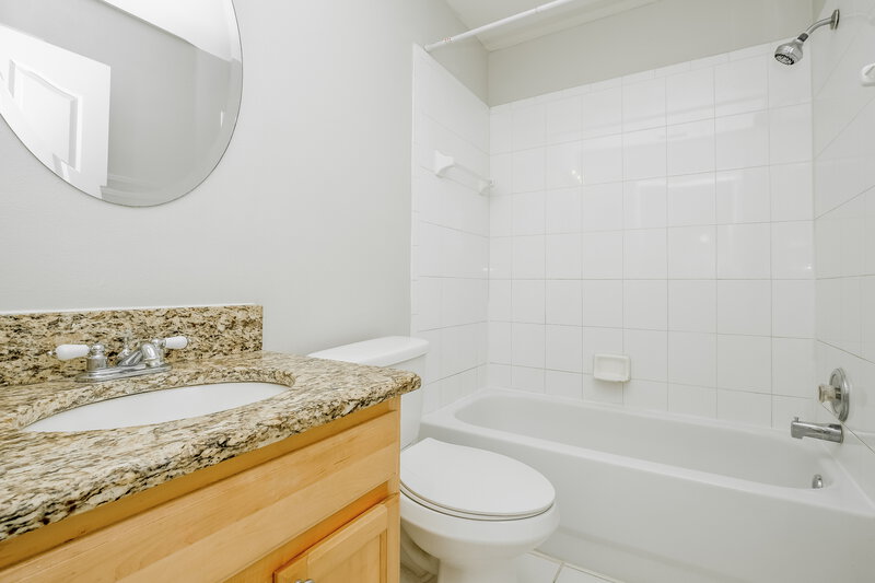 3,790/Mo, 1505 Scotch Pine Drive Brandon, FL 33511 Bathroom View