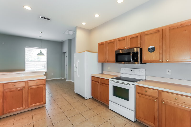 2,650/Mo, 22135 Red Jacket Ln Land O' Lakes, FL 34639 Kitchen View