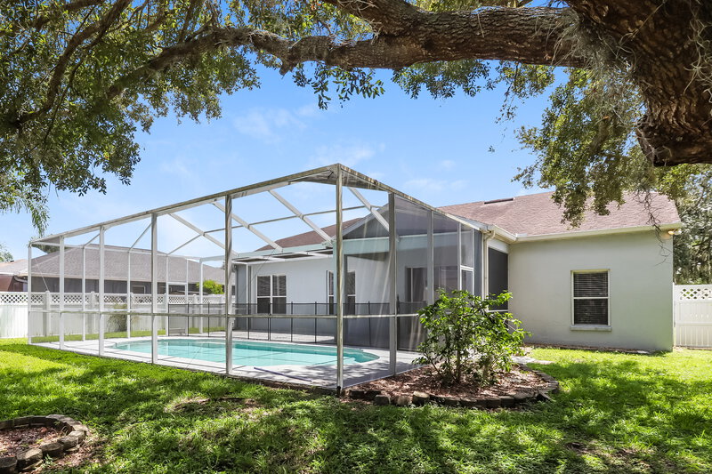 2,650/Mo, 22135 Red Jacket Ln Land O' Lakes, FL 34639 Rear View