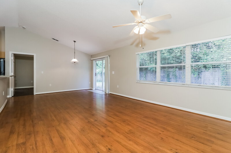 2,035/Mo, 4519 Weasel Dr New Port Richey, FL 34653 Living Room View