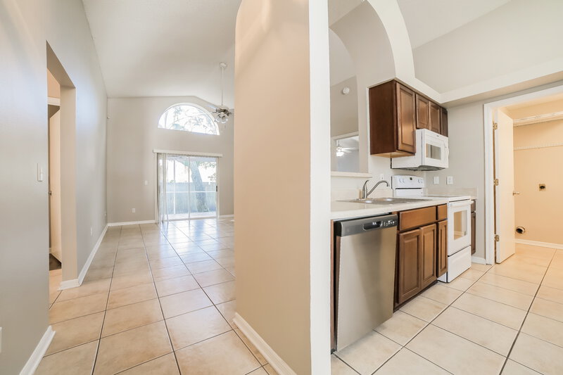 4,050/Mo, 4111 Quail Briar Dr Valrico, FL 33596 Misc View 4