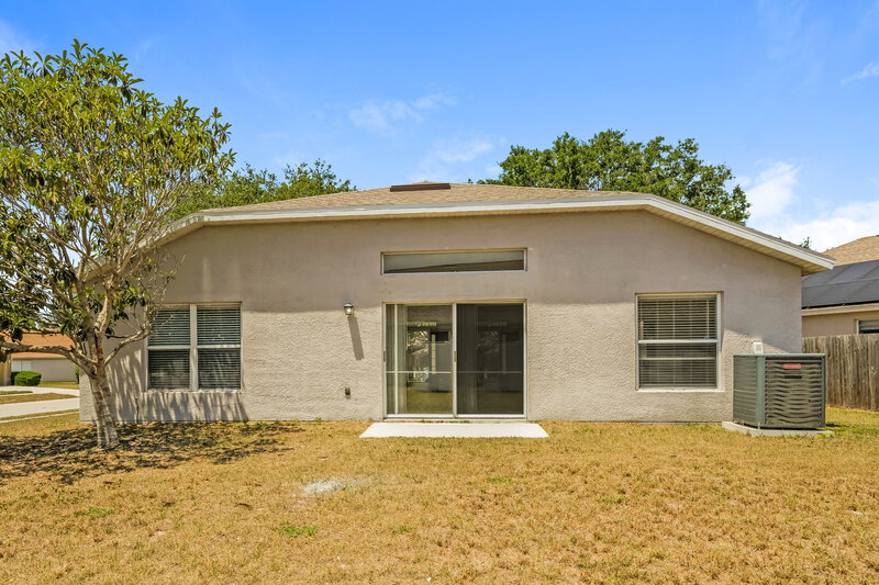 2,280/Mo, 12534 Herons Path Pl Riverview, FL 33578 Rear View