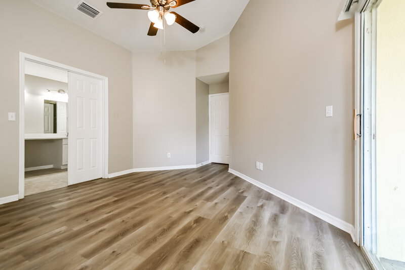 2,120/Mo, 2029 Glen Forge St Brandon, FL 33511 Main Bedroom View 2