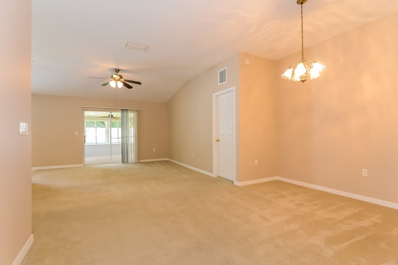 2,225/Mo, 3636 Grecko Dr Wesley Chapel, FL 33543 Living Room View 2