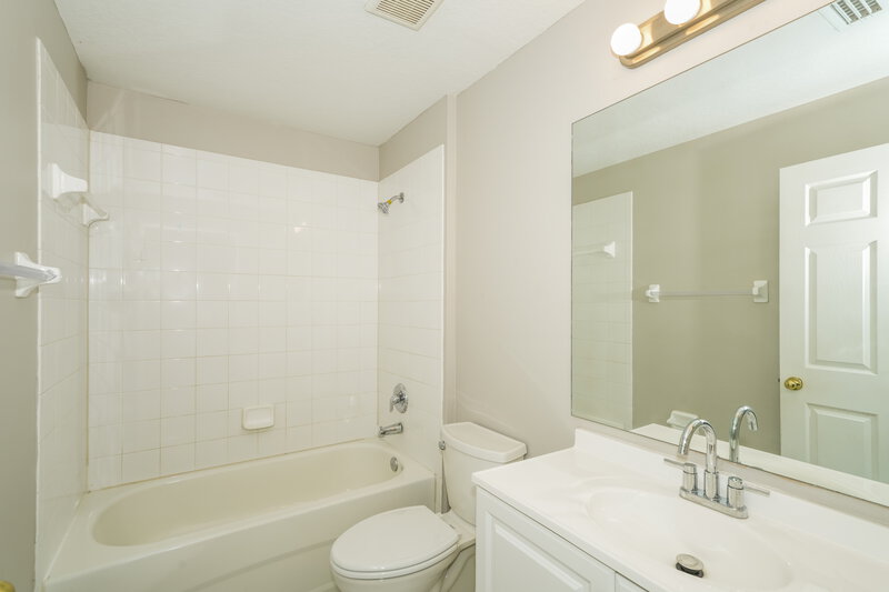 2,085/Mo, 3636 Grecko Dr Wesley Chapel, FL 33543 Bathroom View