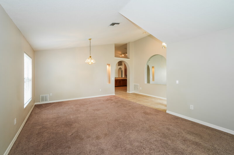 2,190/Mo, 8606 Baneberry Ct Tampa, FL 33647 Living Room View 2