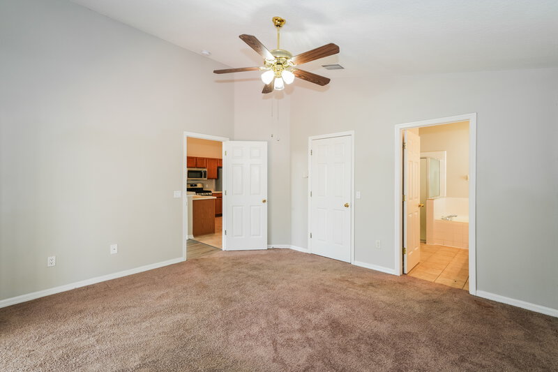 2,190/Mo, 8606 Baneberry Ct Tampa, FL 33647 Main Bedroom View 2