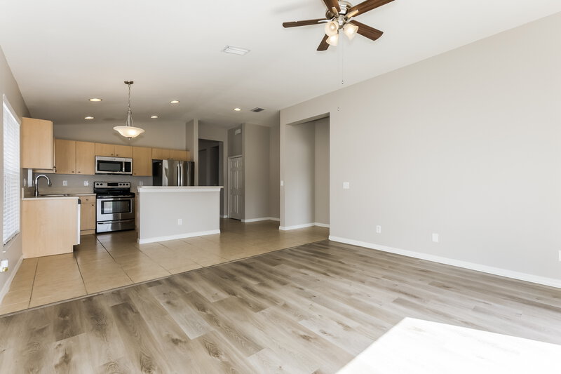 2,135/Mo, 11515 Mountain Bay Dr Riverview, FL 33569 Living Room View