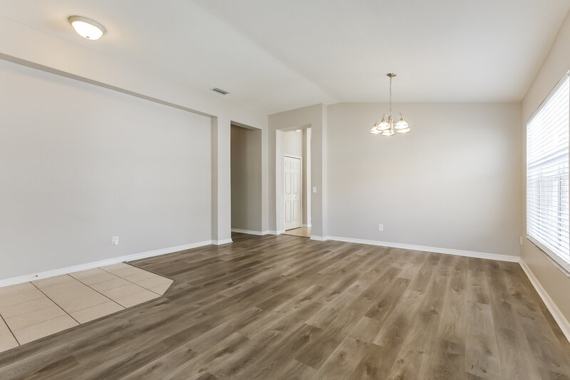 2,135/Mo, 11515 Mountain Bay Dr Riverview, FL 33569 Living Room View 3