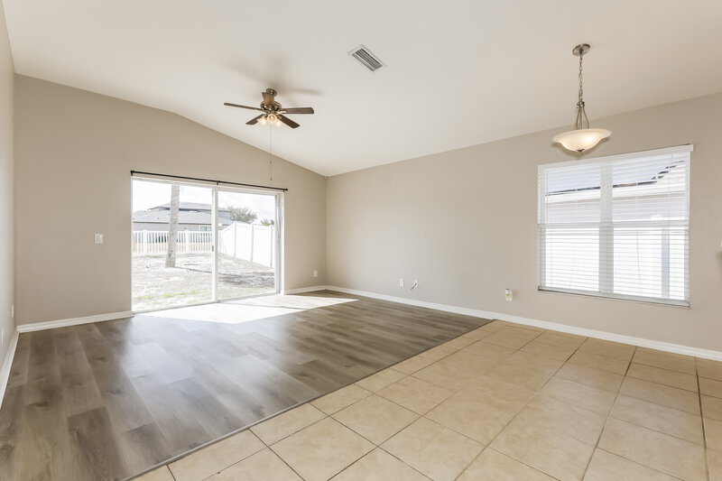 2,135/Mo, 11515 Mountain Bay Dr Riverview, FL 33569 Dining Room View