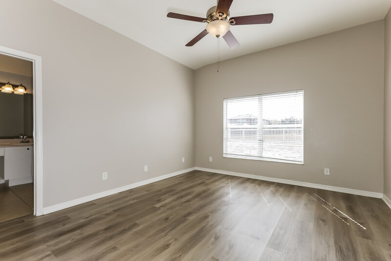 2,135/Mo, 11515 Mountain Bay Dr Riverview, FL 33569 Main Bedroom View 2