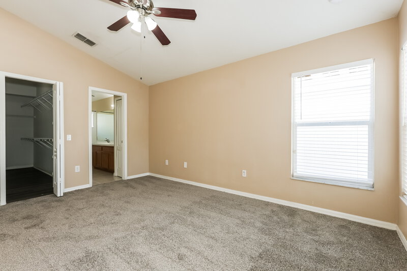 1,885/Mo, 25806 Bloomsbury Ct Land O Lakes, FL 34639 Main Bedroom View 2