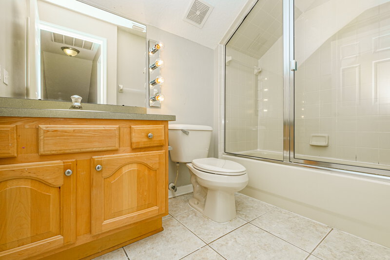 2,265/Mo, 1818 Horsechestnut Ct Trinity, FL 34655 Bathroom View