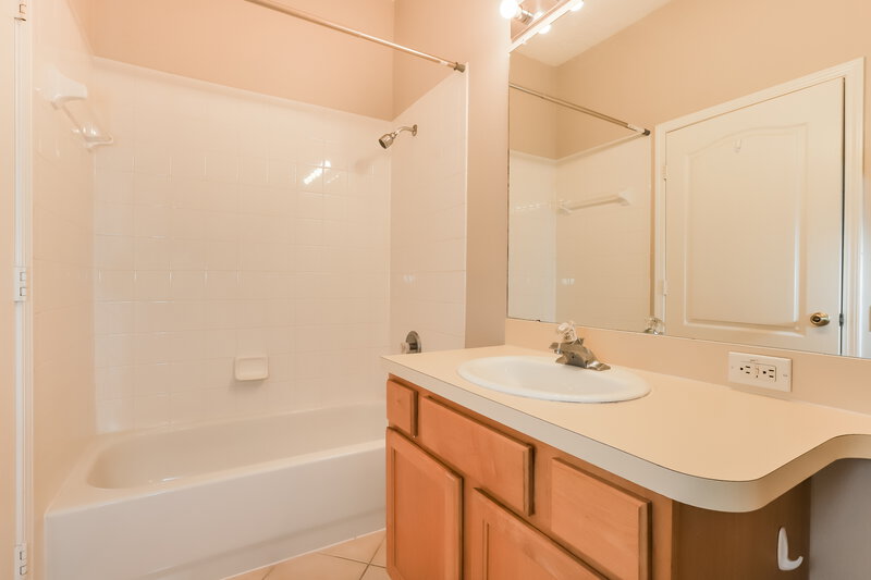 2,245/Mo, 5236 Gato del Sol Cir Wesley Chapel, FL 33544 Bathroom View