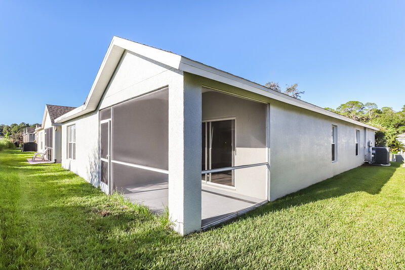 2,245/Mo, 5236 Gato del Sol Cir Wesley Chapel, FL 33544 Rear View