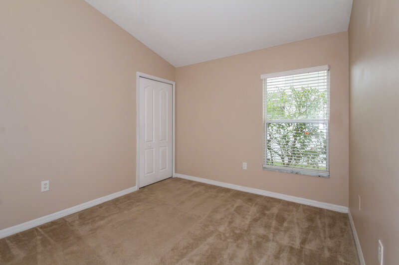 2,365/Mo, 11439 Weston Course Loop Riverview, FL 33579 Bedroom View 2