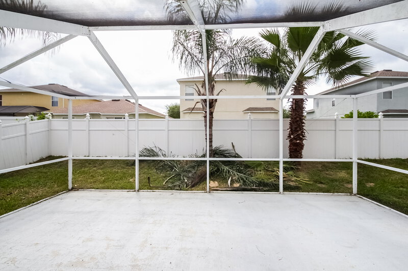 2,365/Mo, 11439 Weston Course Loop Riverview, FL 33579 Patio View