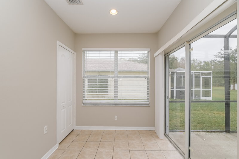 2,095/Mo, 18535 Kentisbury Ct Land O' Lakes, FL 34638 Breakfast Nook View