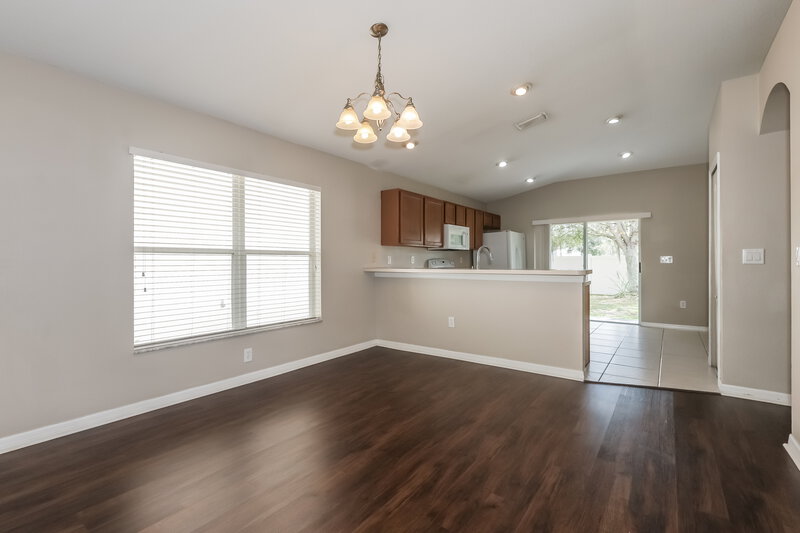 1,765/Mo, 7804 Maroon Peak Dr Ruskin, FL 33573 Dining Room View