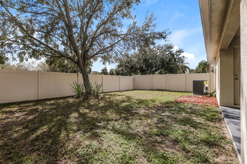 1,765/Mo, 7804 Maroon Peak Dr Ruskin, FL 33573 Rear View 2