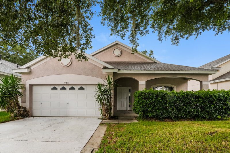 2,150/Mo, 15819 Stags Leap Dr Lutz, FL 33559 External View