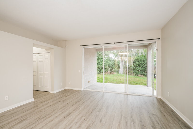 2,150/Mo, 15819 Stags Leap Dr Lutz, FL 33559 Family Room View