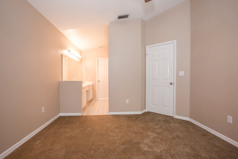 2,385/Mo, 1918 Erin Brooke Dr Valrico, FL 33594 Master Bedroom View 2