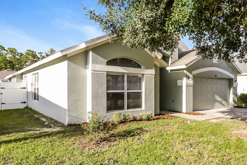 2,685/Mo, 9912 Riverchase Dr New Port Richey, FL 34655 Front View