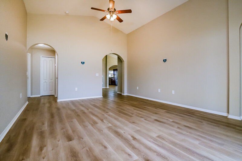 2,150/Mo, 1771 Williamsburg Dr Bartow, FL 33830 Living Room View