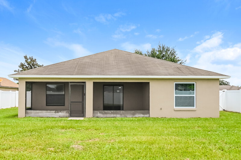 2,150/Mo, 1771 Williamsburg Dr Bartow, FL 33830 Rear View