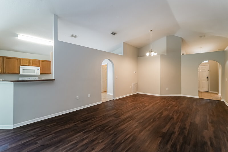 2,340/Mo, 3200 Bellericay Ln Land O' Lakes, FL 34638 Living Room View 2
