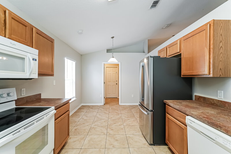2,340/Mo, 3200 Bellericay Ln Land O' Lakes, FL 34638 Kitchen View