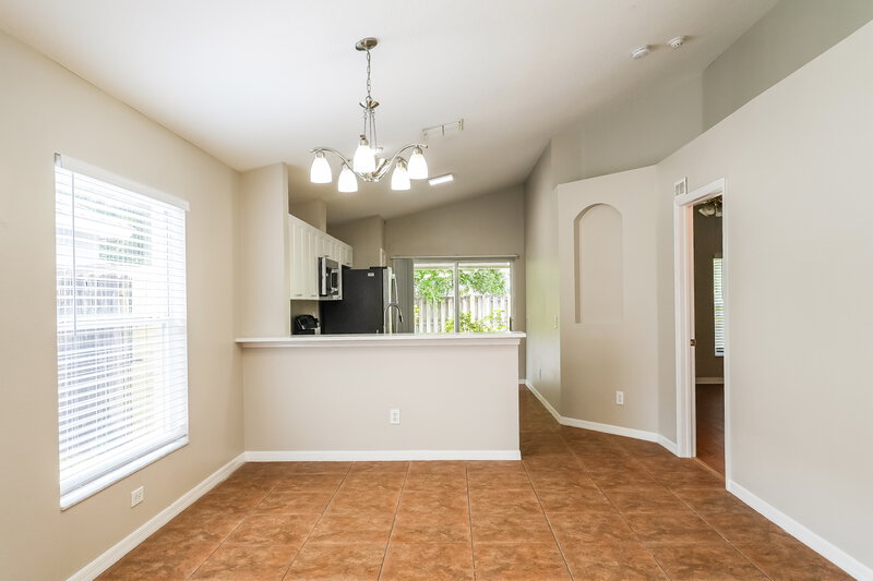 2,080/Mo, 15024 Deer Meadow Dr Lutz, FL 33559 Dining Room View