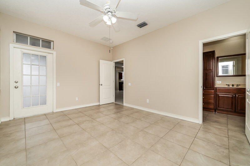 2,815/Mo, 5523 Terrain de Golf Dr Lutz, FL 33558 Main Bedroom View