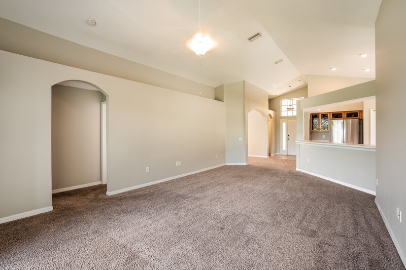 2,530/Mo, 10038 Creek Bluff Dr Riverview, FL 33578 Living Room View 2