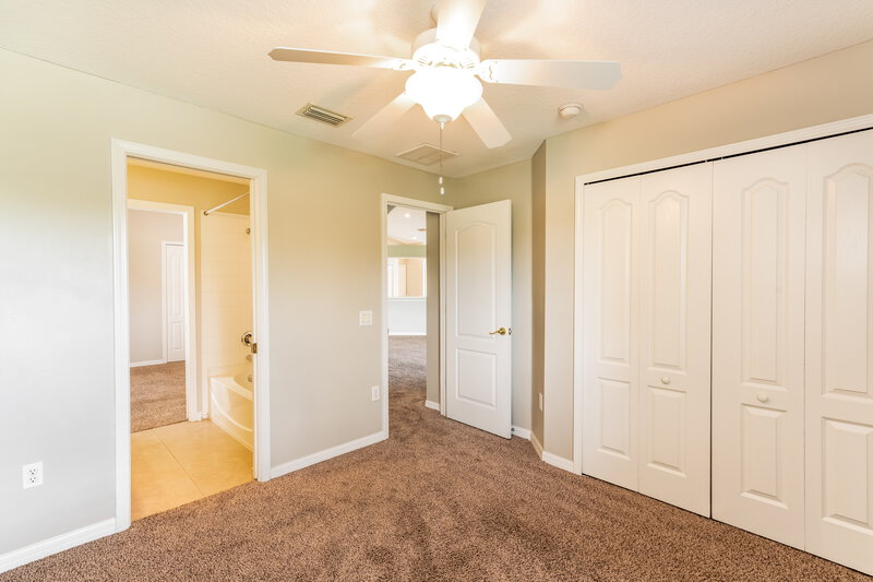 2,530/Mo, 10038 Creek Bluff Dr Riverview, FL 33578 Main Bedroom View 2