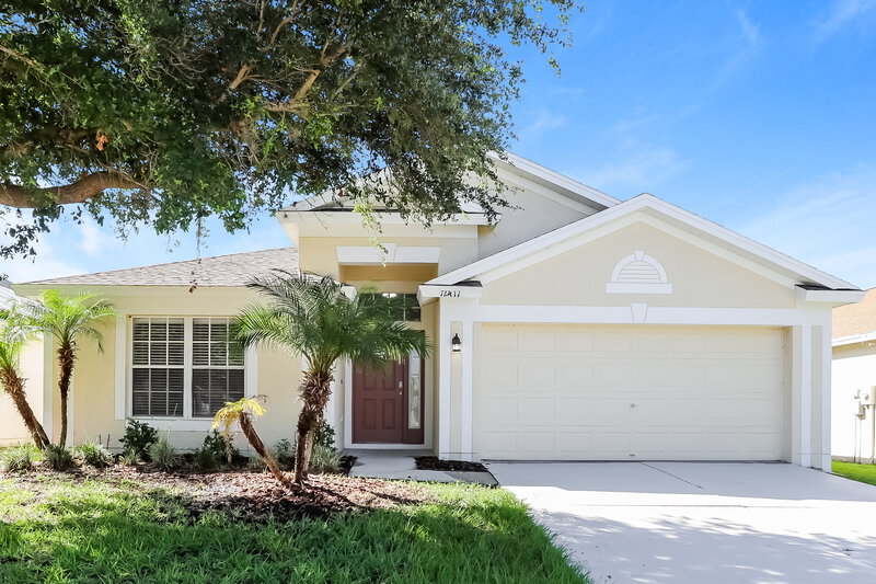 2,170/Mo, 12411 Cedarfield Dr Riverview, FL 33579 External View
