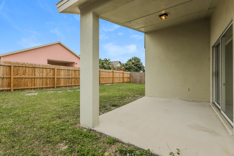 2,325/Mo, 528 Greg St Valrico, FL 33594 Rear View 2