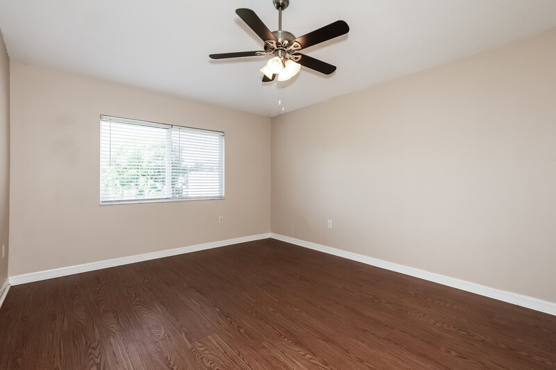 2,065/Mo, 11011 Whitecap Dr Riverview, FL 33579 Main Bedroom View