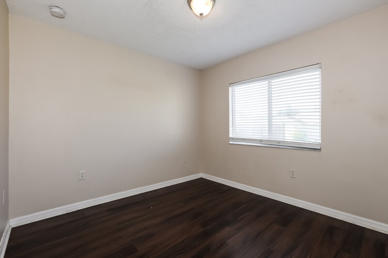 2,065/Mo, 11011 Whitecap Dr Riverview, FL 33579 Bedroom View