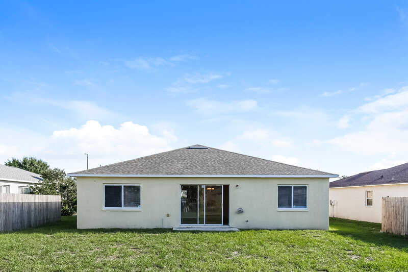 2,065/Mo, 11011 Whitecap Dr Riverview, FL 33579 Rear View