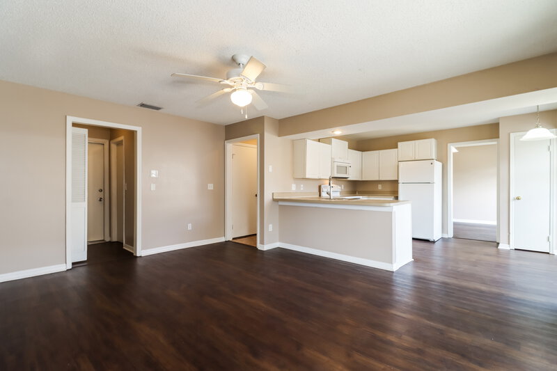 2,535/Mo, 10150 Cedar Dune Dr Tampa, FL 33624 Dining Room View