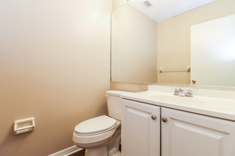 2,535/Mo, 10150 Cedar Dune Dr Tampa, FL 33624 Bathroom View