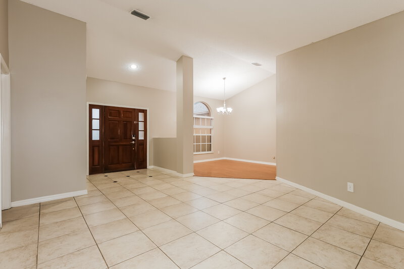 2,850/Mo, 2612 Brianholly Dr Valrico, FL 33596 Living Room View 2
