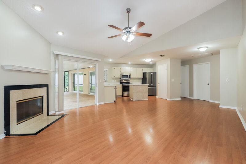 4,470/Mo, 2612 Brianholly Dr Valrico, FL 33596 Family Room View