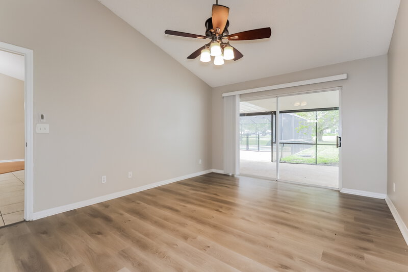 4,470/Mo, 2612 Brianholly Dr Valrico, FL 33596 Main Bedroom View