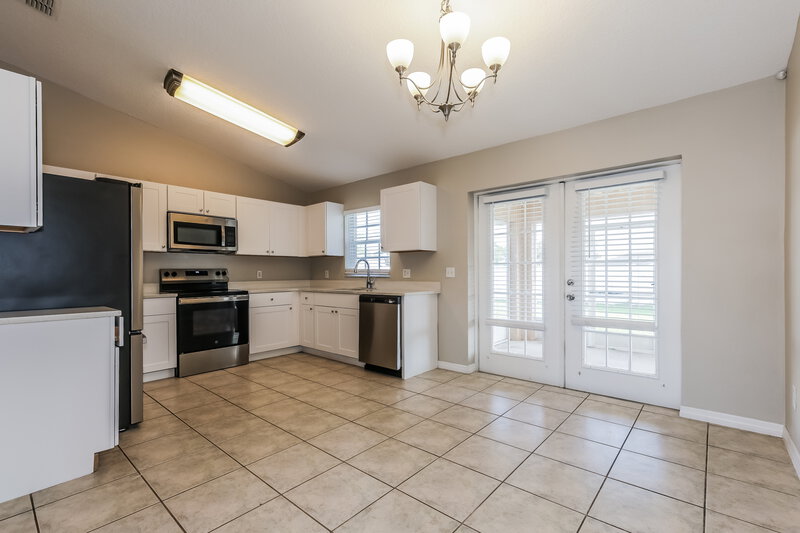 1,900/Mo, 3061 Jordan Heights Ct Lakeland, FL 33810 Dining Room View