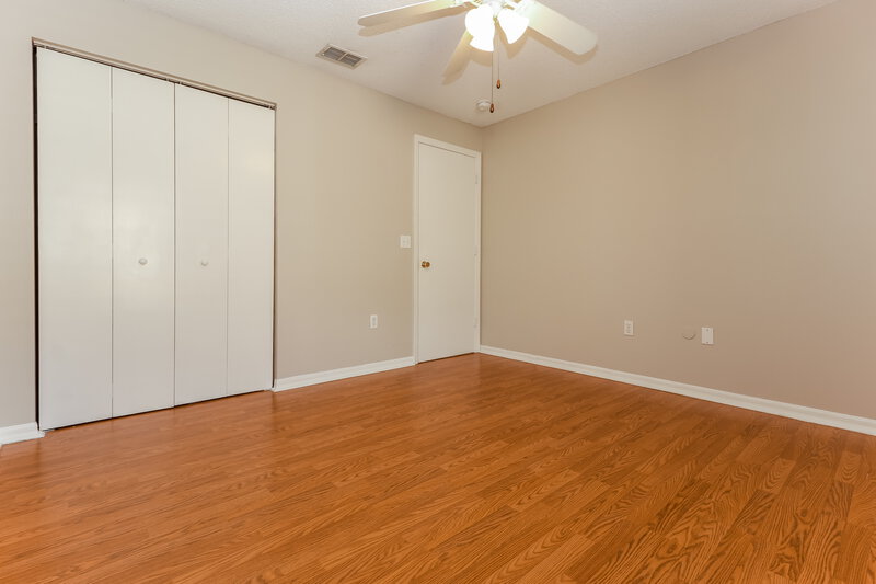 1,980/Mo, 7830 Barclay Rd New Port Richey, FL 34654 Bedroom View 2