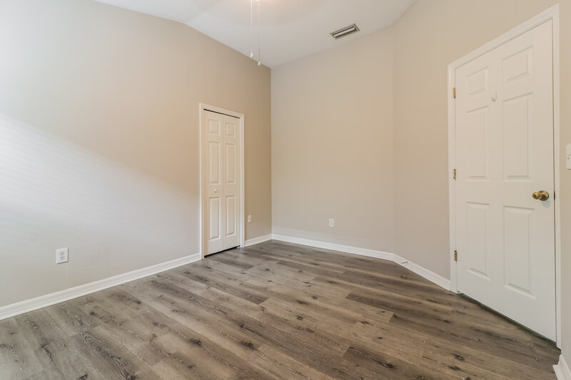 2,815/Mo, 4723 Whispering Wind Ave Tampa, FL 33614 Bedroom View