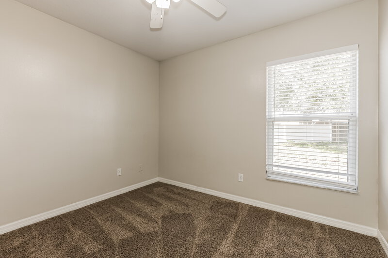 2,020/Mo, 1702 Erin Brooke Dr Valrico, FL 33594 Bedroom View 2